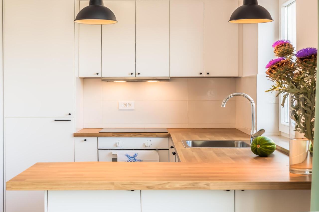 Adris Apartments Оміш Екстер'єр фото