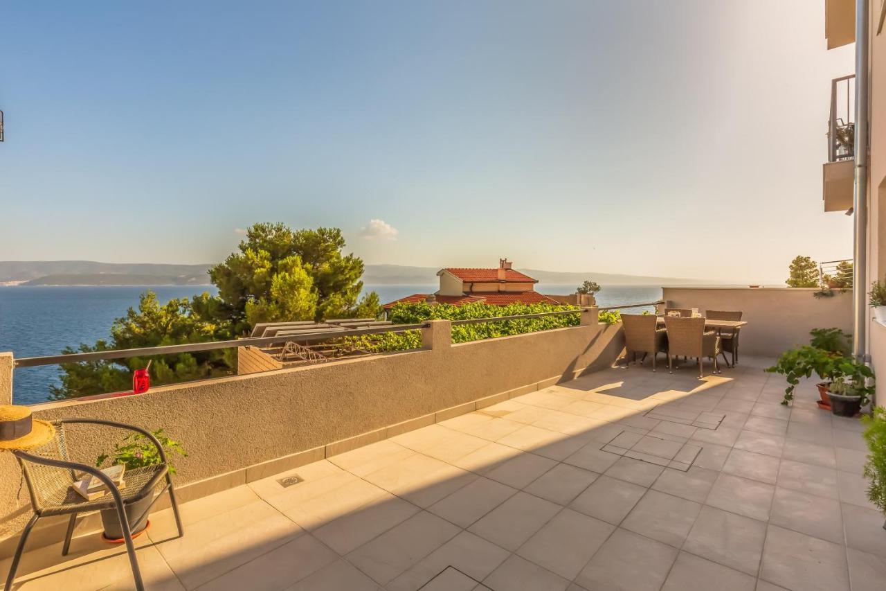 Adris Apartments Оміш Екстер'єр фото